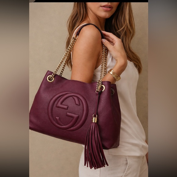 Gucci Handbags - Gucci SoHo Leather 2 Way Bag EUC